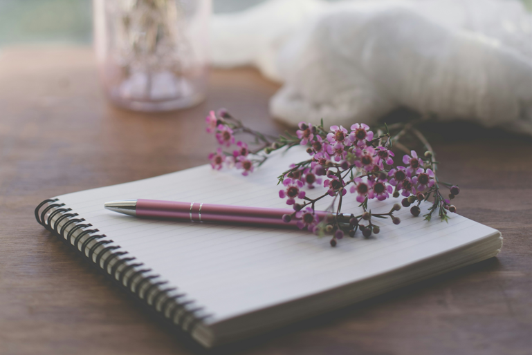 The Power of Journaling: A Spiritual Coach’s Guide to Self-Discovery and Growth🙏🏻